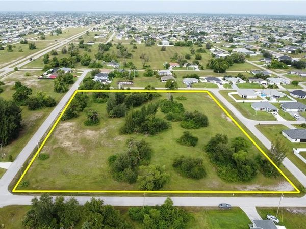 1626 NW 2nd AVE, CAPE CORAL, FL 33993