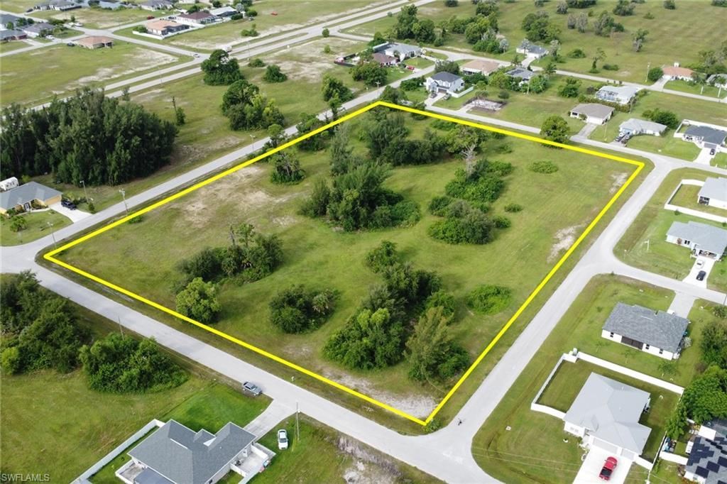 1626 NW 2nd Ave, Cape Coral, FL 33993 Photo