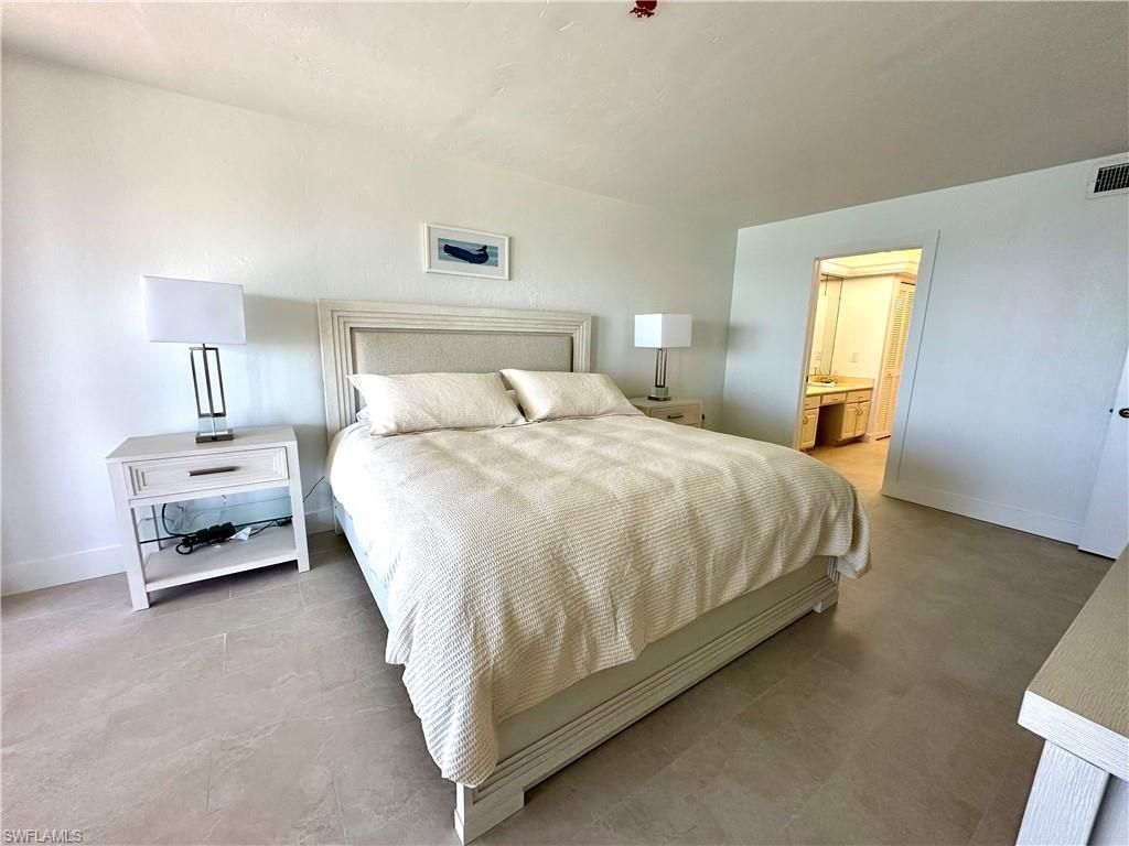 10951 Gulf Shore Dr, Unit 1504, Naples, FL 34108 Photo