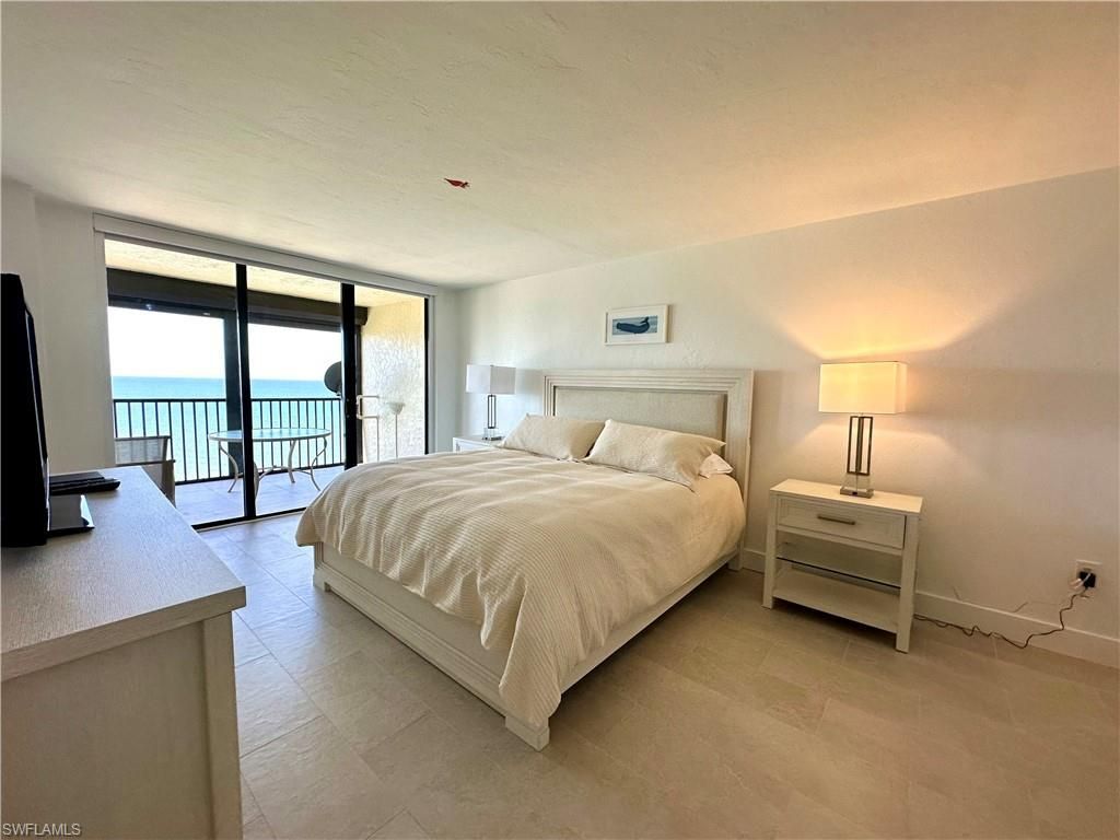 10951 Gulf Shore Dr, Unit 1504, Naples, FL 34108 Photo
