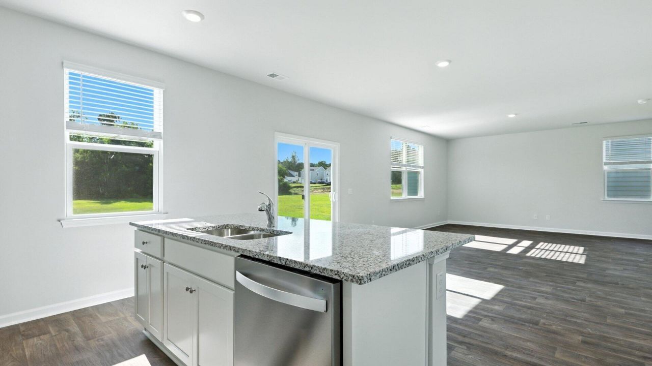 121 Cantley Way Photo 17