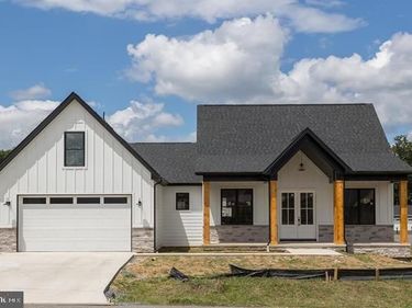 5125 RETRIEVER LANE, MCGAHEYSVILLE, VA 22840