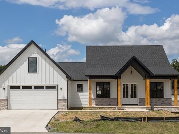 5125 RETRIEVER LANE, MCGAHEYSVILLE, VA 22840