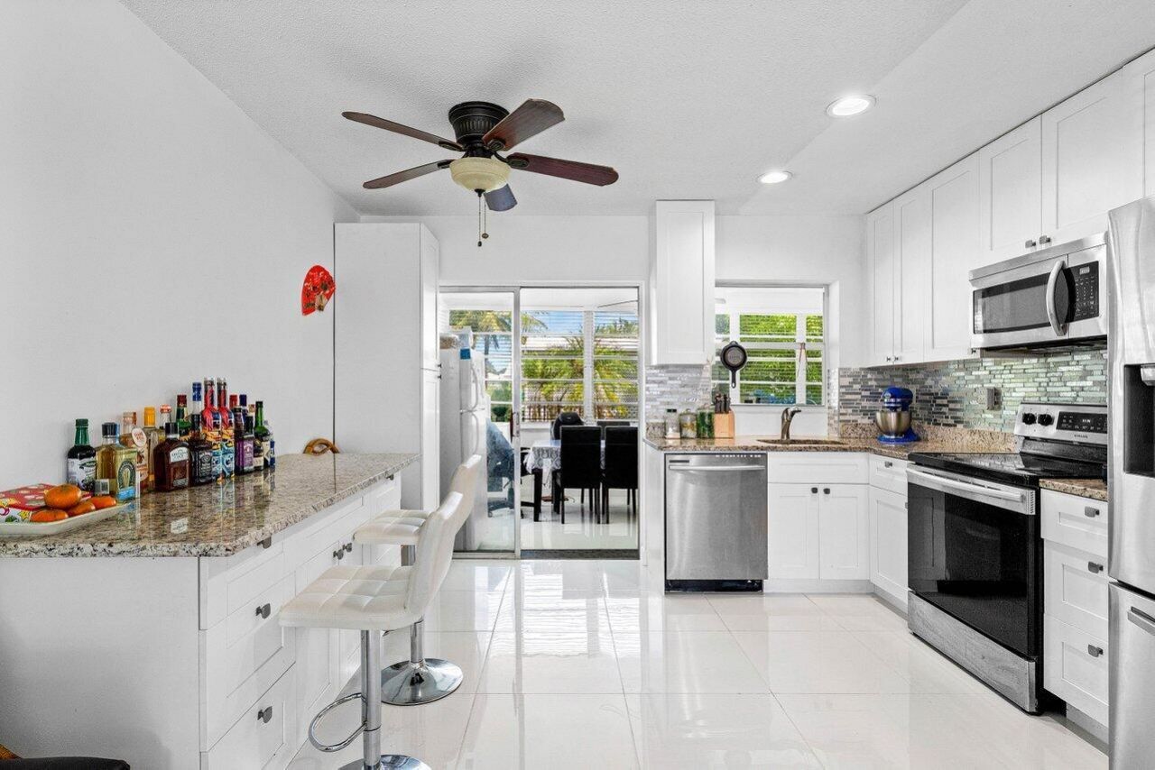 6809 NW 75th Street, Tamarac, FL 33321 Photo