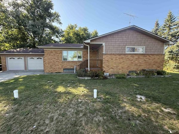 6859 N Ann Arbor Road, Dundee, MI 48131