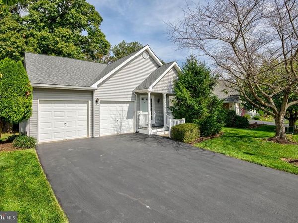 403 E GLENVIEW DRIVE, WEST GROVE, PA 19390