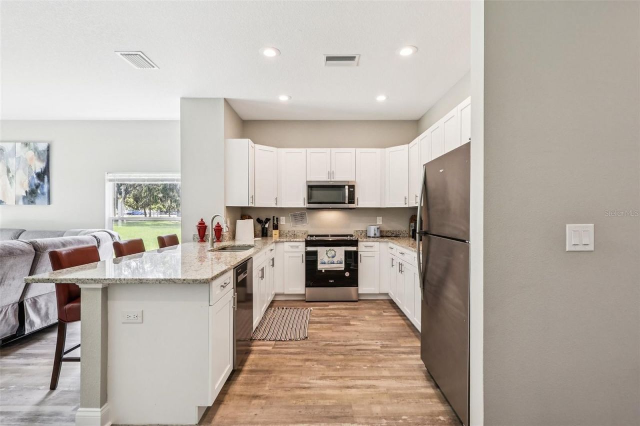 1108 Fox Lake Drive, Lakeland, FL 33809 Photo