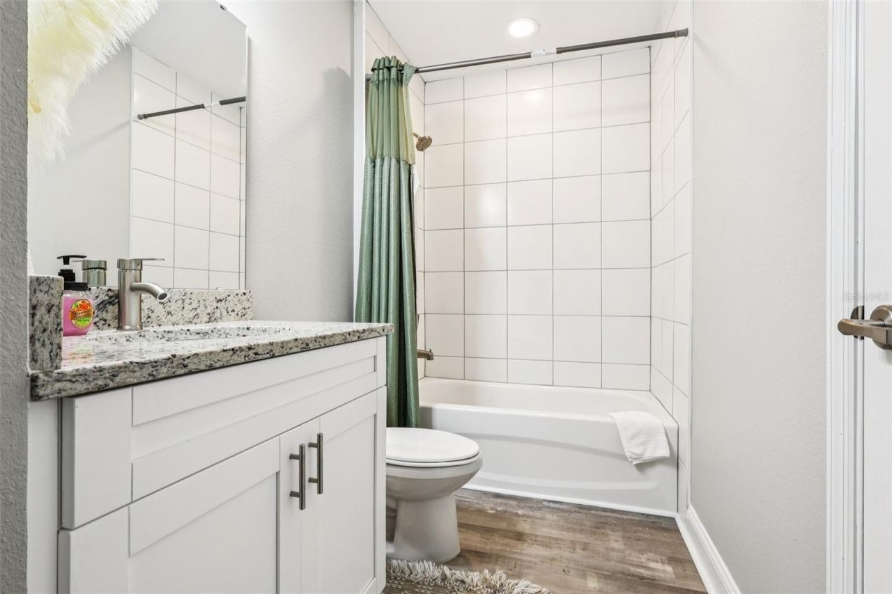 1108 Fox Lake Drive, Lakeland, FL 33809 Photo