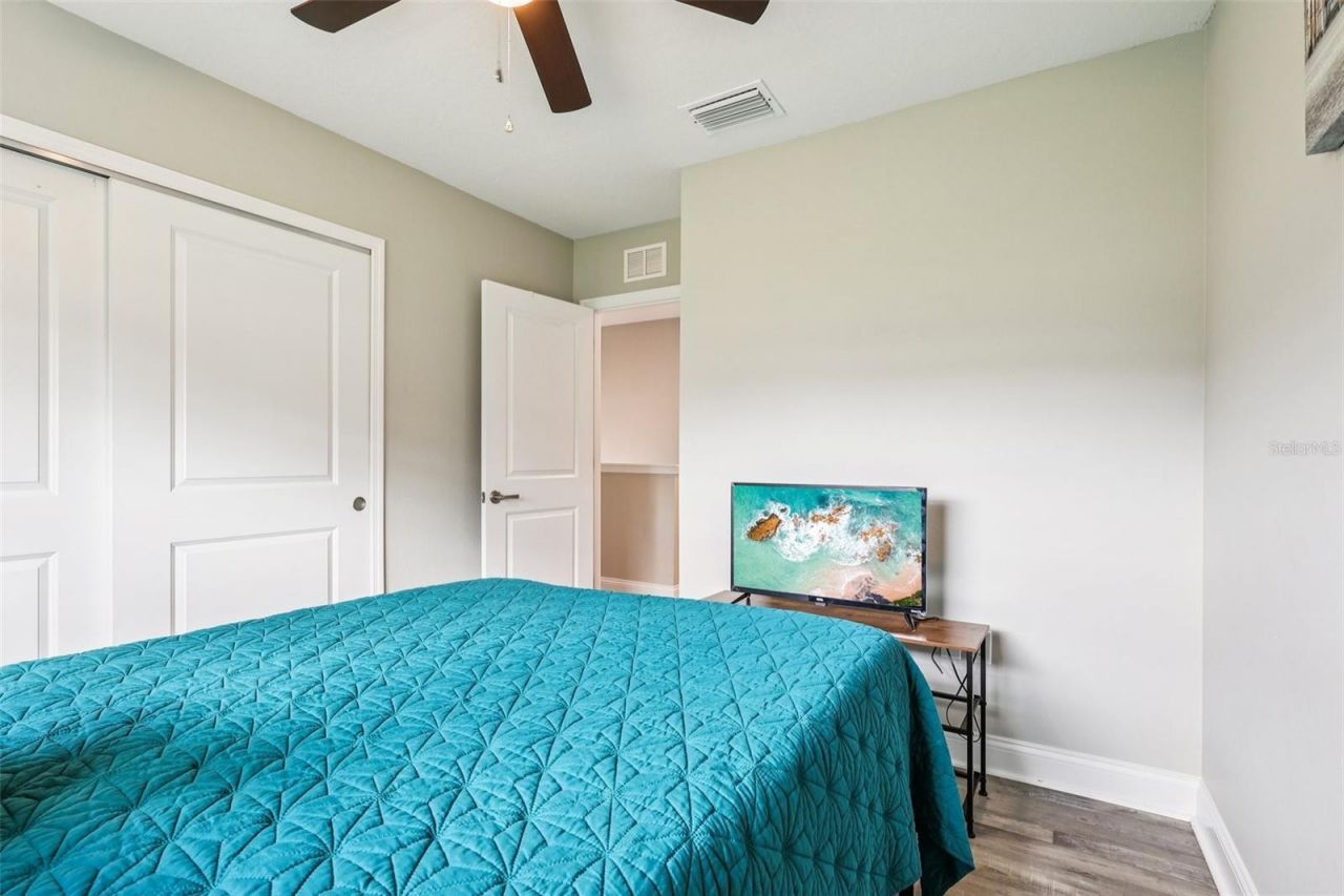 1108 Fox Lake Drive, Lakeland, FL 33809 Photo