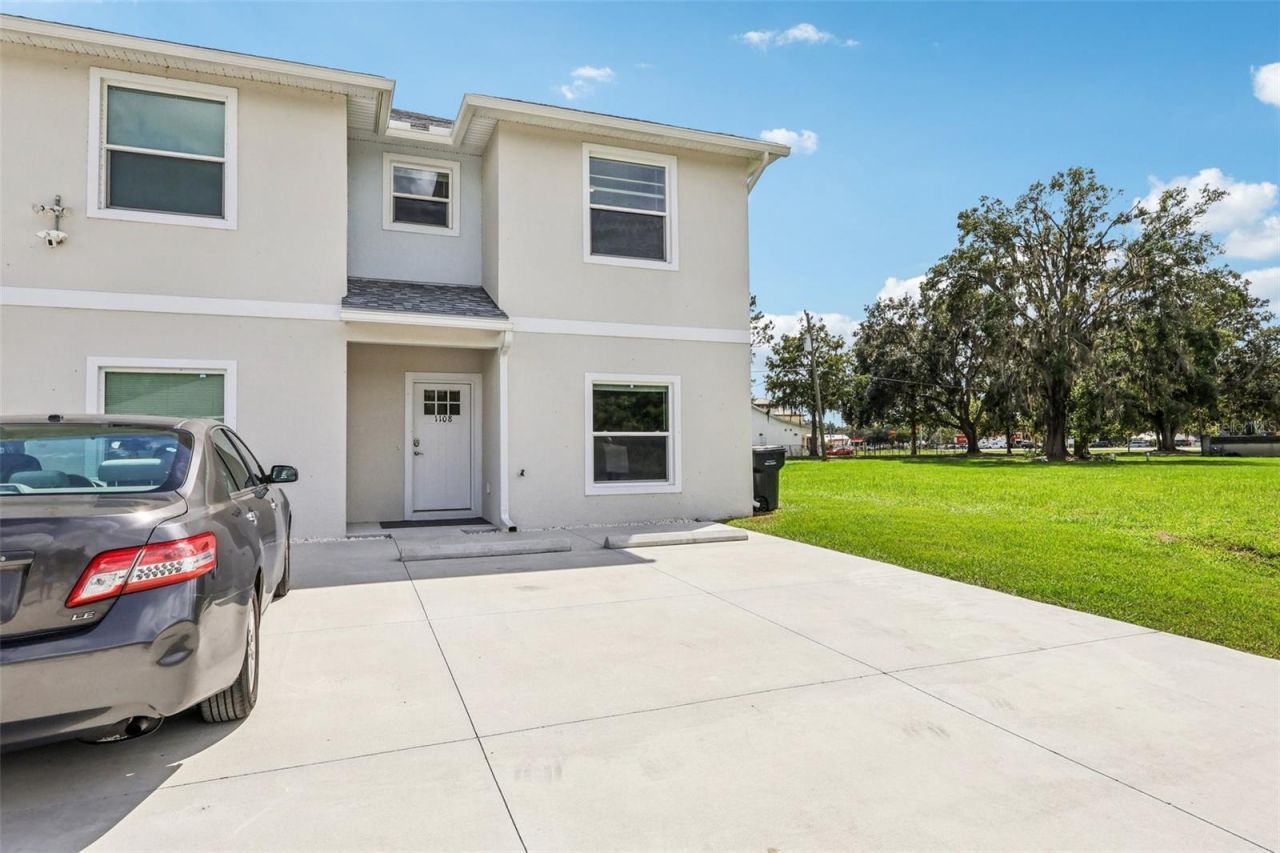 1108 Fox Lake Drive, Lakeland, FL 33809 Photo