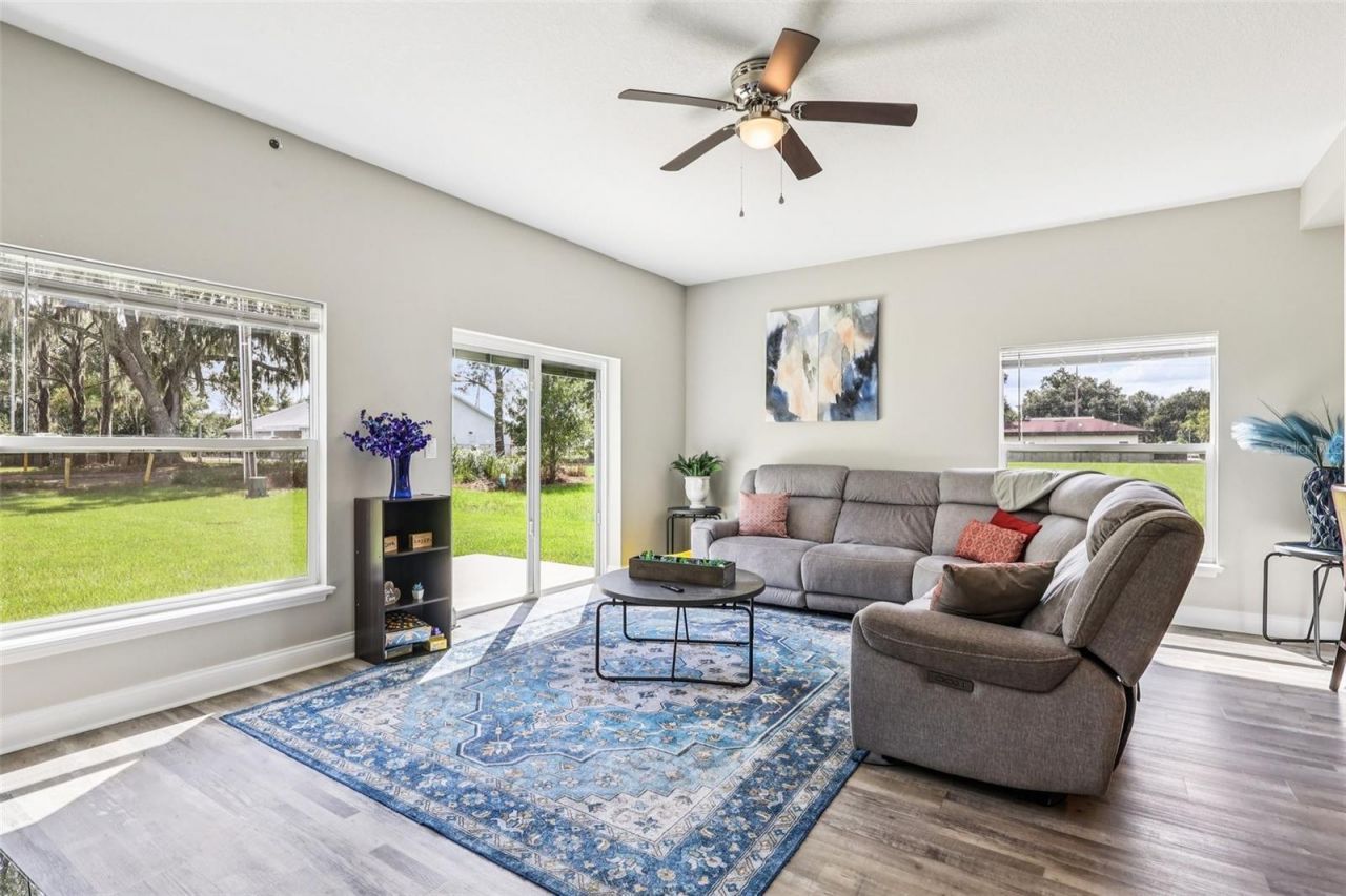 1108 Fox Lake Drive, Lakeland, FL 33809 Photo