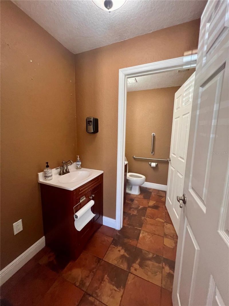 766 Deltona Boulevard, Deltona, FL 32725 Photo