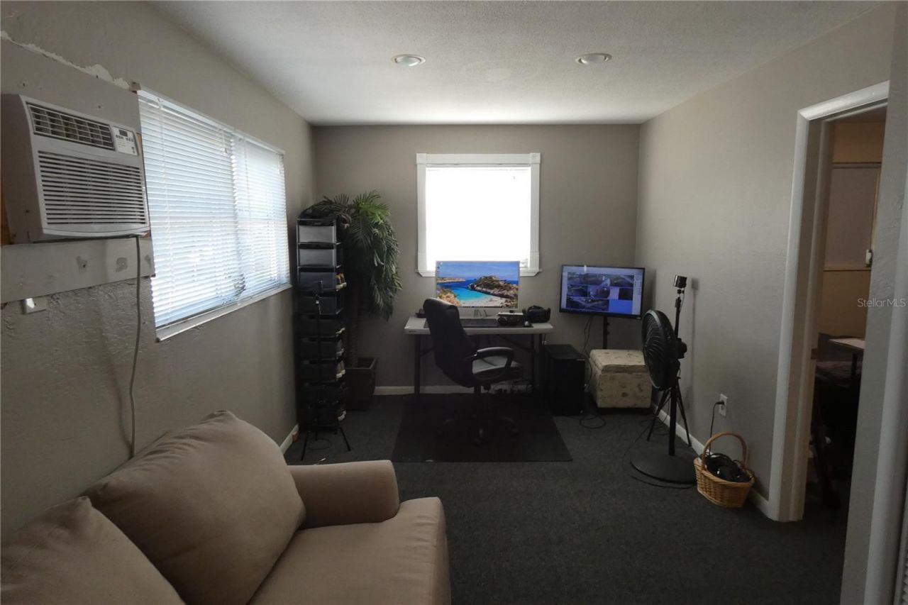 5621 Central Avenue, Saint Petersburg, FL 33710 Photo