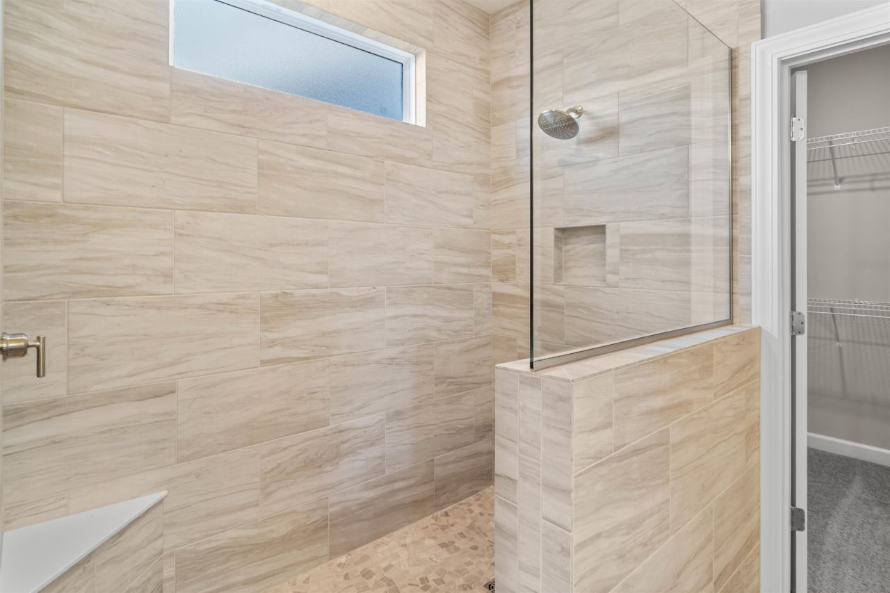 250 Broughton Dr. Photo 11