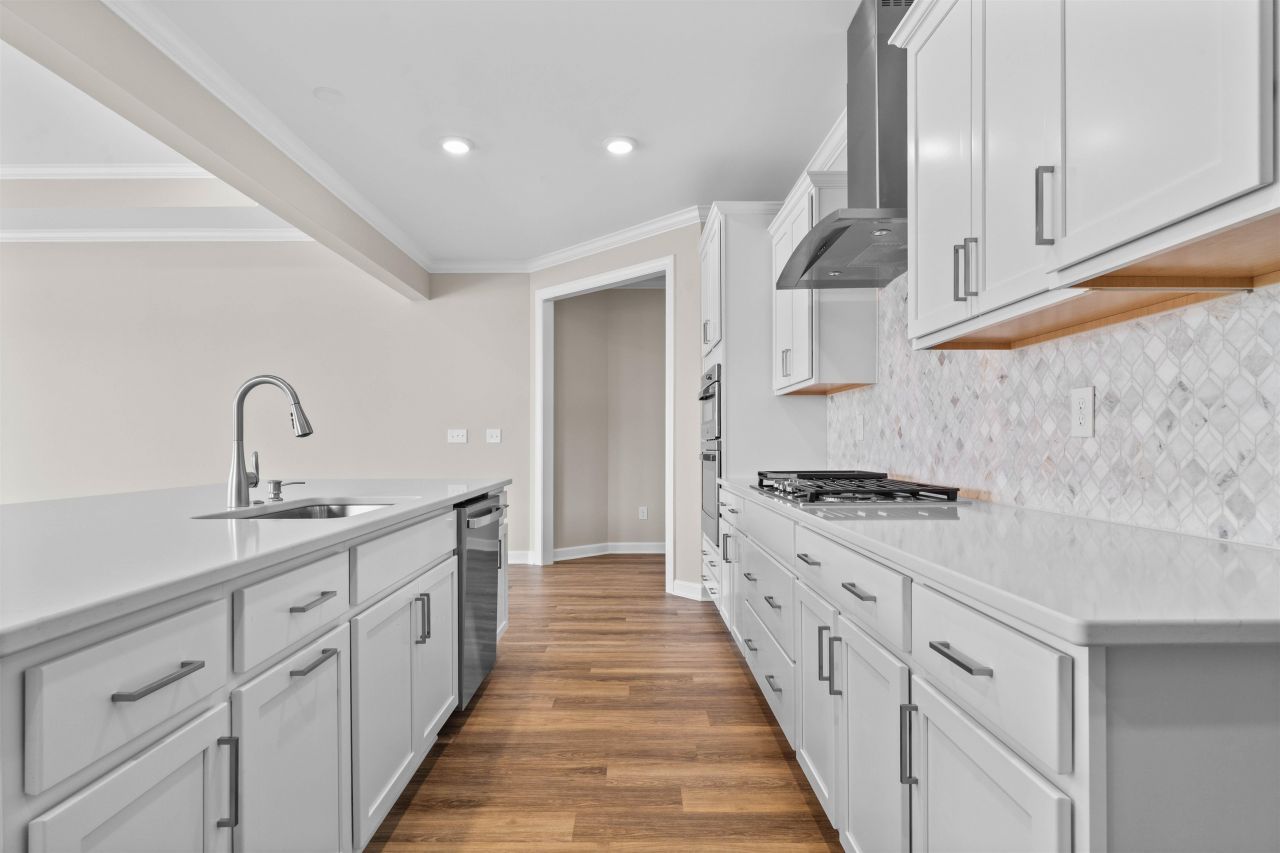 250 Broughton Dr. Photo 4