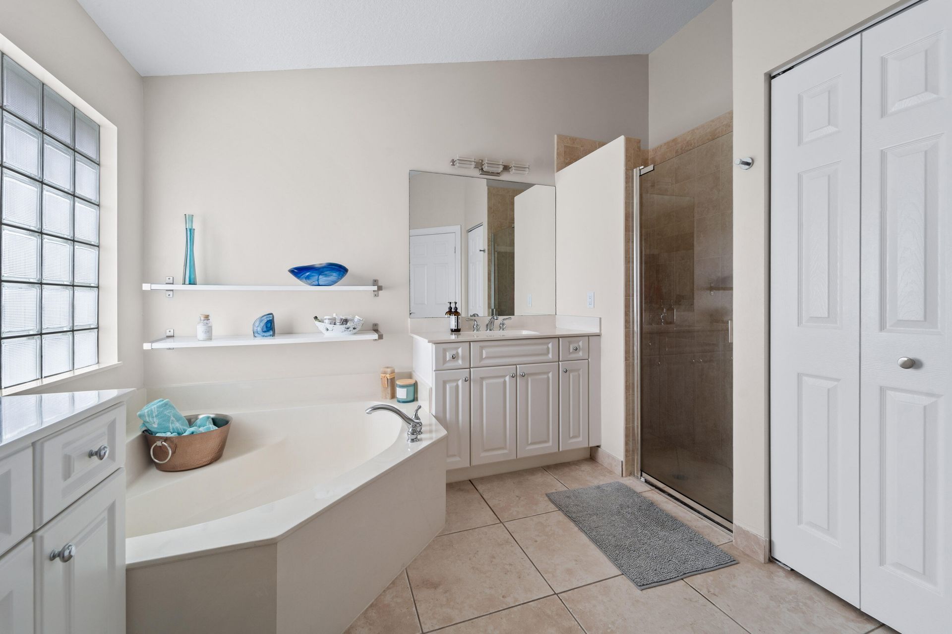 5658 S Fountains Drive, Lake Worth, FL 33467 Photo