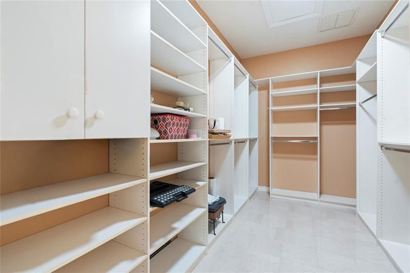 8235 NW 164th St, Miami Lakes, FL 33016 Photo