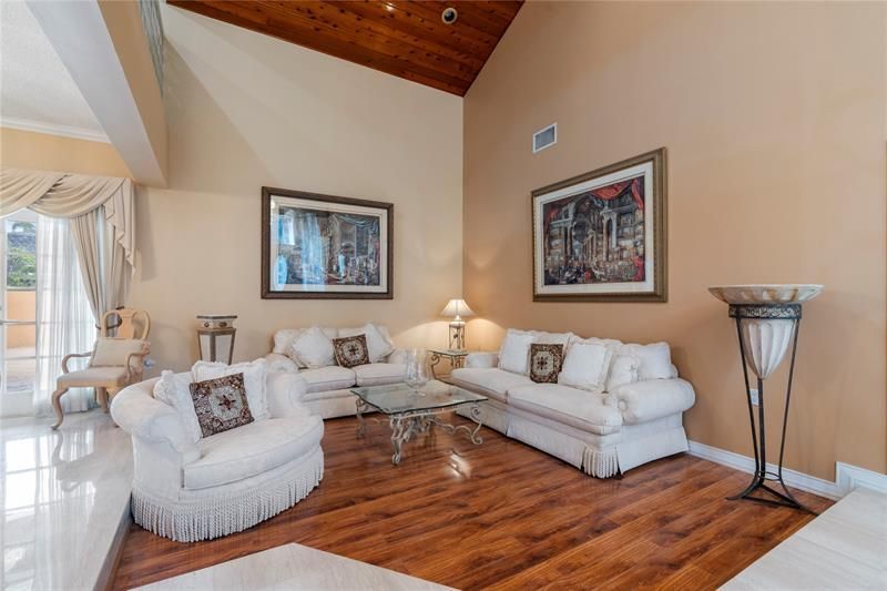 8235 NW 164th St, Miami Lakes, FL 33016 Photo