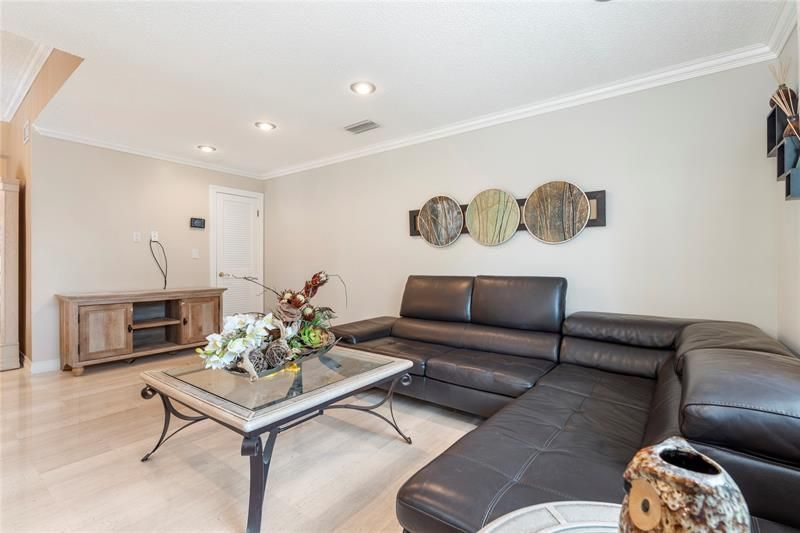 8235 NW 164th St, Miami Lakes, FL 33016 Photo