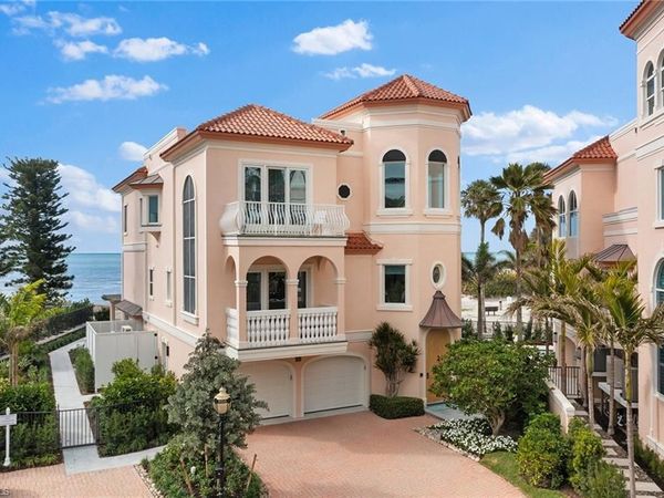 15 Casa Mar LN, Unit 2, NAPLES, FL 34103