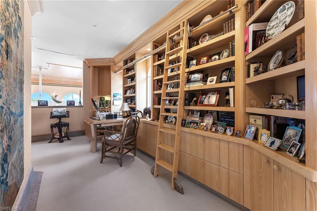 15 Casa Mar Ln, Unit 2, Naples, FL 34103 Photo