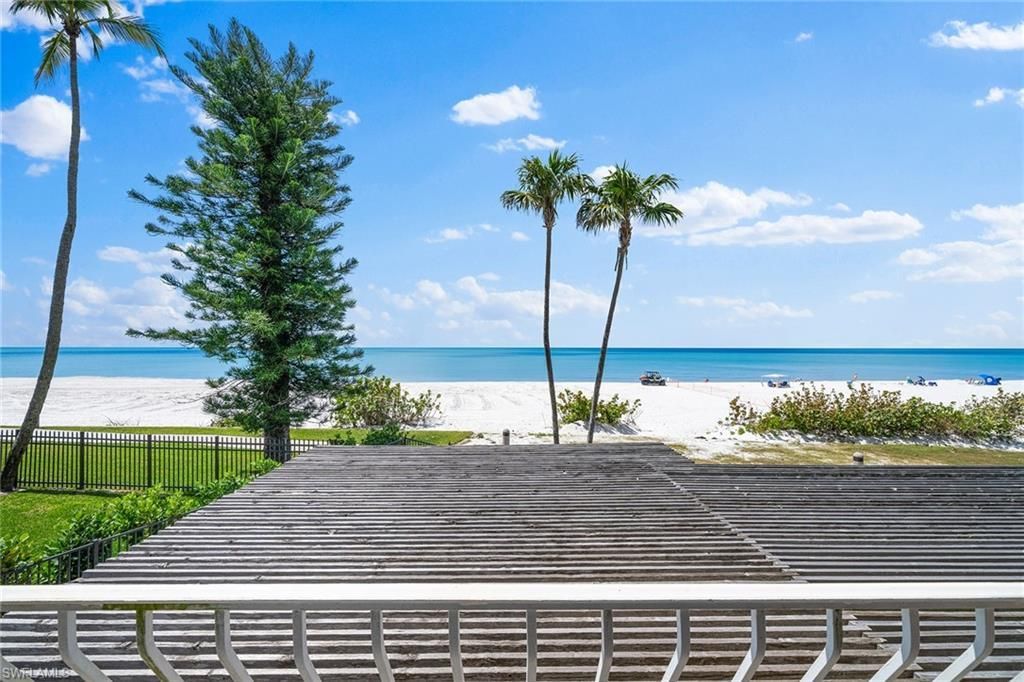 15 Casa Mar Ln, Unit 2, Naples, FL 34103 Photo