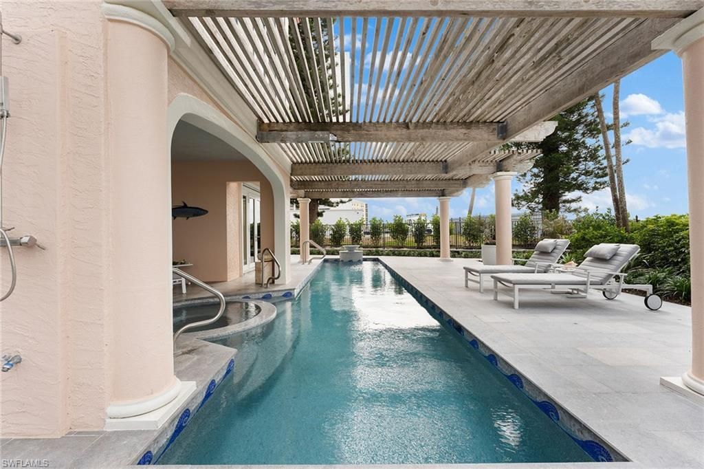 15 Casa Mar Ln, Unit 2, Naples, FL 34103 Photo