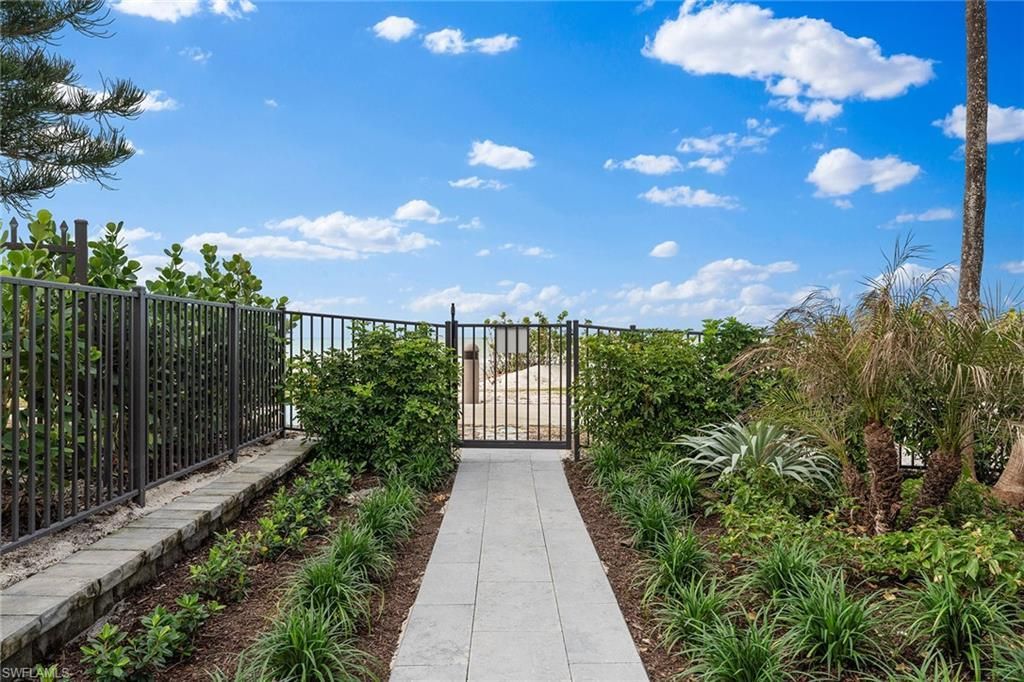 15 Casa Mar Ln, Unit 2, Naples, FL 34103 Photo