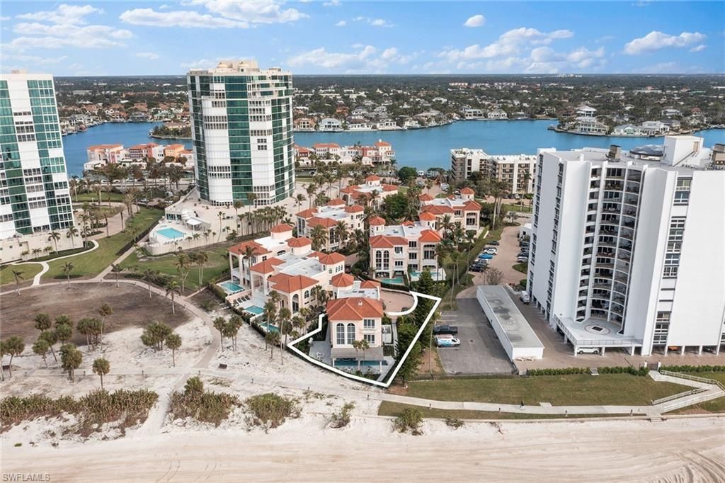 15 Casa Mar Ln, Unit 2, Naples, FL 34103 Photo