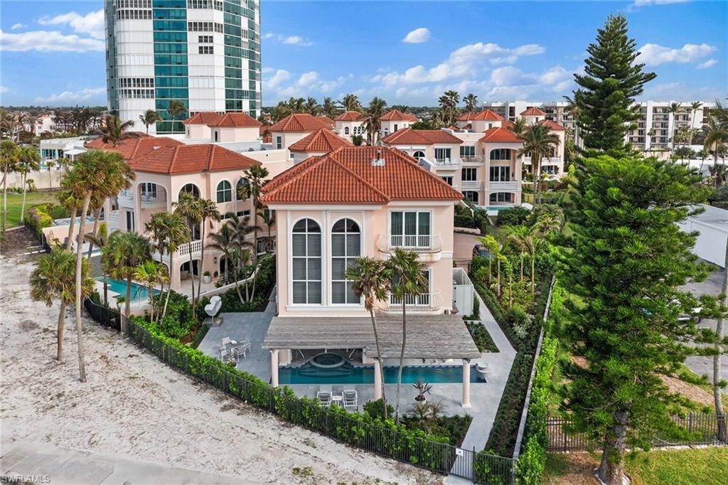 15 Casa Mar Ln, Unit 2, Naples, FL 34103 Photo