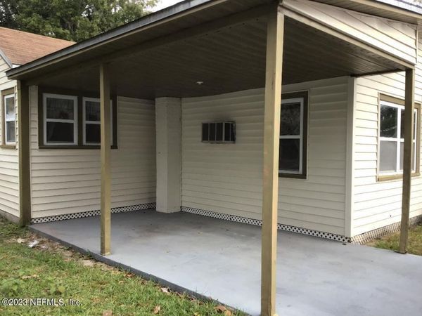 21524 SE 65TH Avenue, Hawthorne, FL 32640