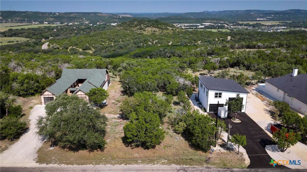 2601 Summit Drive, New Braunfels, TX 78132 Main Photo