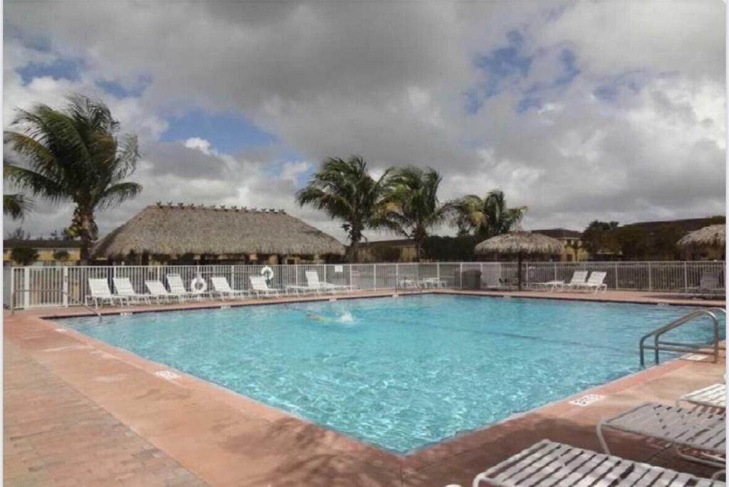 2731 SE 17th Avenue, Unit 210, Homestead, FL 33035 Photo