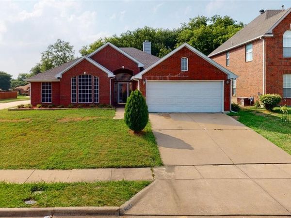 8343 Crystalwood Drive, Dallas, TX 75249