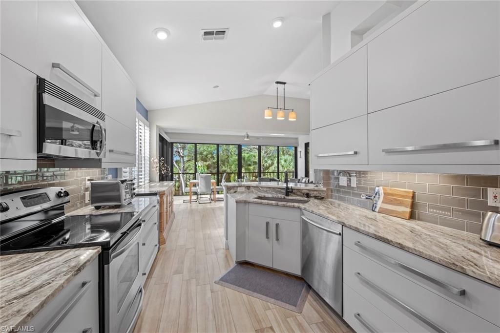 27031 Oakwood Lake Dr, Unit 201, Bonita Springs, FL 34134 Photo