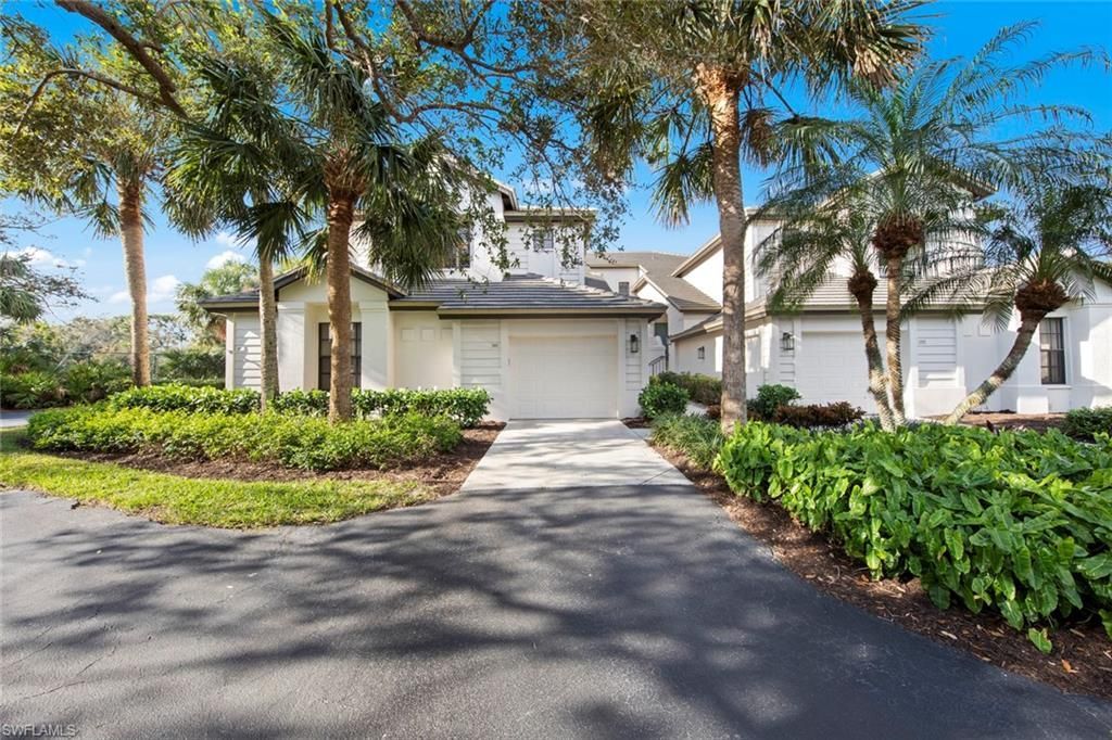 27031 Oakwood Lake Dr, Unit 201, Bonita Springs, FL 34134 Photo