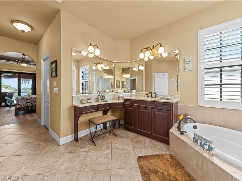 320 NW 26th Ave, Cape Coral, FL 33993 Photo