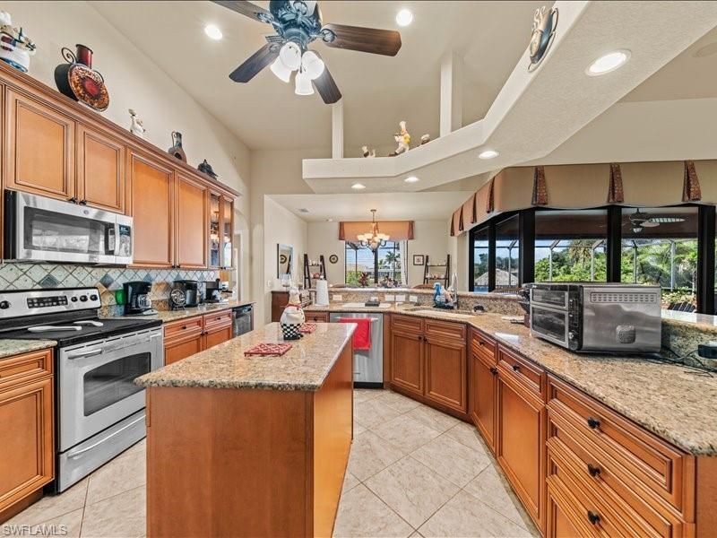 320 NW 26th Ave, Cape Coral, FL 33993 Photo