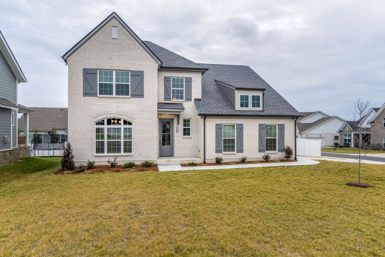 1102 Vicar Ln, Mount Juliet, TN 37122 Main Photo