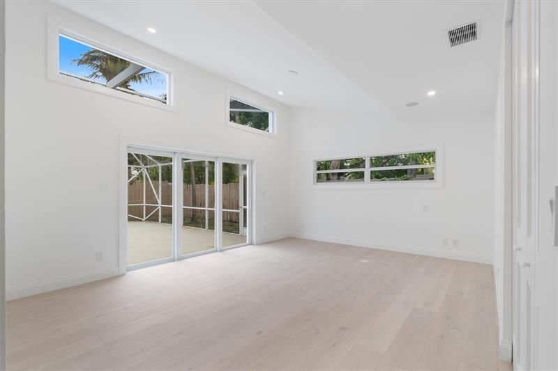 735 NE 6th St, Boca Raton, FL 33432 Photo