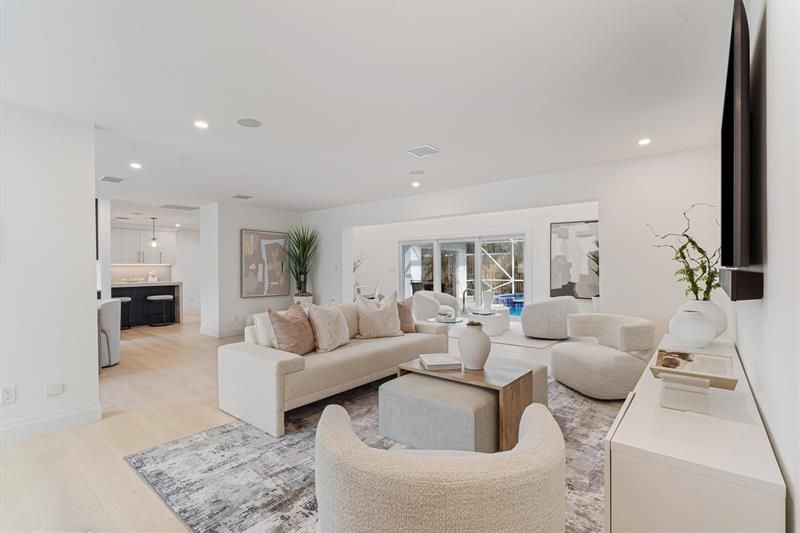 735 NE 6th St, Boca Raton, FL 33432 Photo