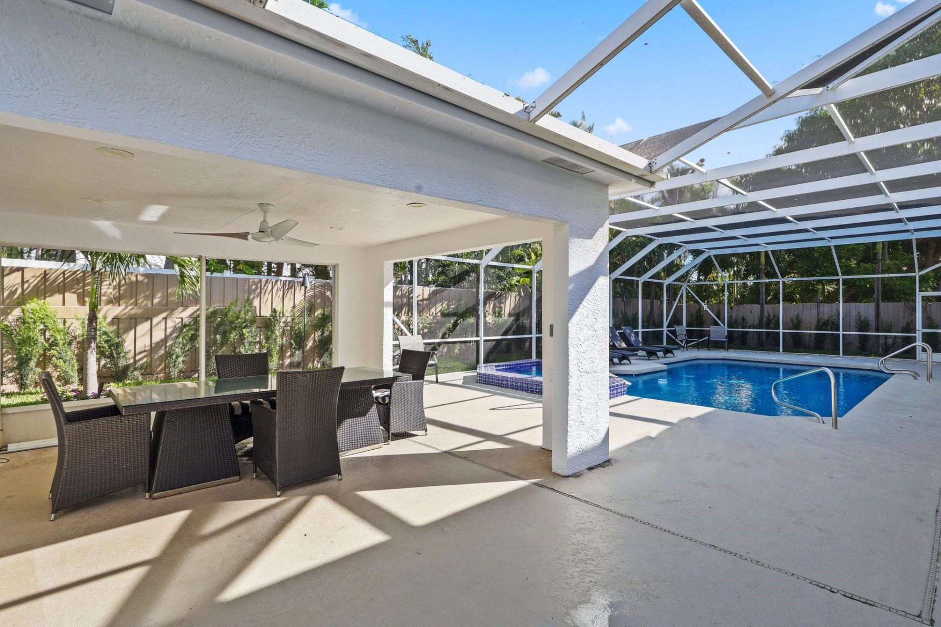 735 NE 6th Street, Boca Raton, FL 33432 Photo