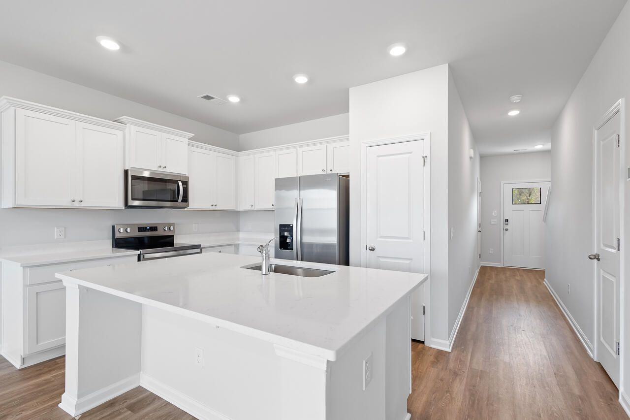 109 Cypress Hollow Way Photo 9