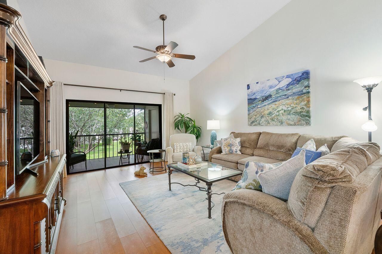 9748 Pavarotti Terrace, Unit 201, Boynton Beach, FL 33437 Photo