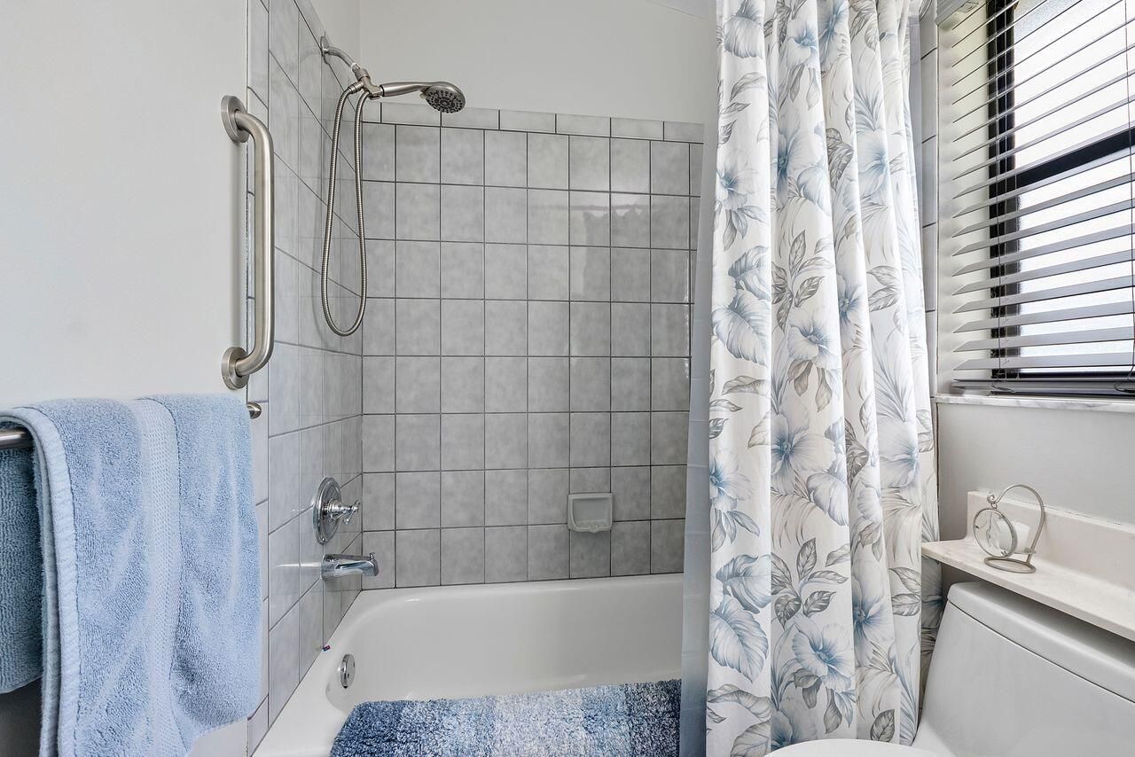 9748 Pavarotti Terrace, Unit 201, Boynton Beach, FL 33437 Photo