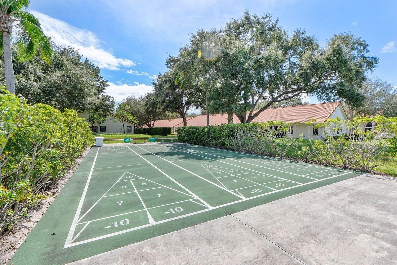 9748 Pavarotti Terrace, Unit 201, Boynton Beach, FL 33437 Photo