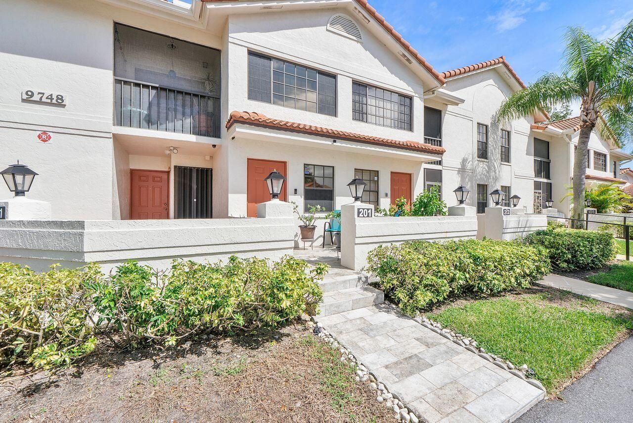 9748 Pavarotti Terrace, Unit 201, Boynton Beach, FL 33437 Photo