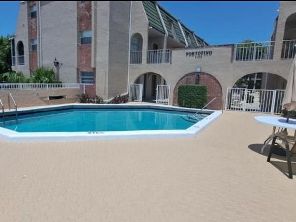 1100 SE 4th Avenue, Unit 27, Deerfield Beach, FL 33441