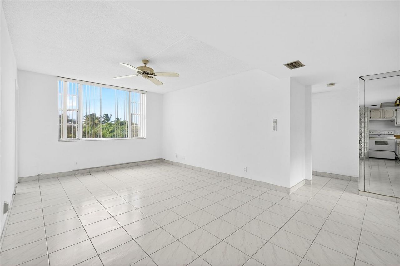 1820 New Palm Way, Unit 306, Boynton Beach, FL 33435 Photo