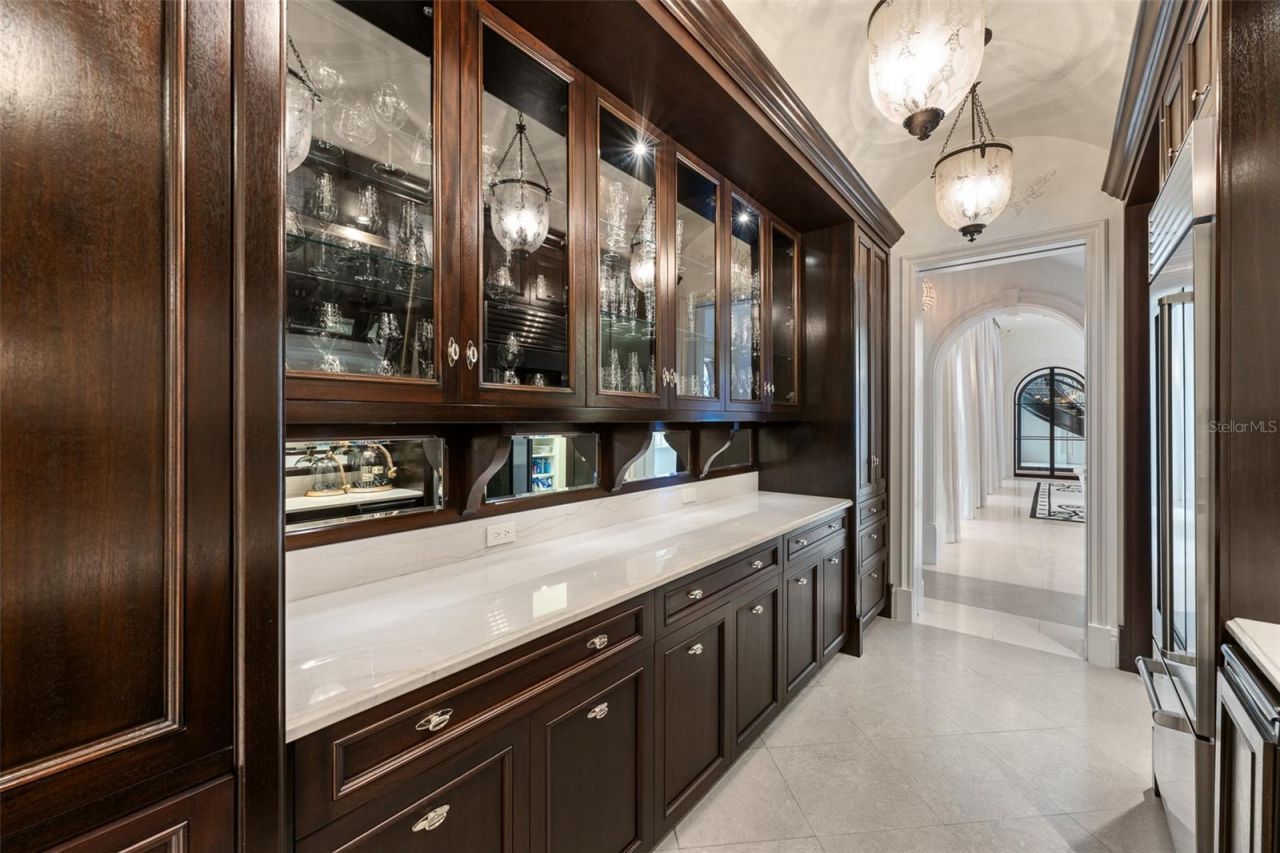 914 S Golf View Street, Tampa, FL 33629 Photo